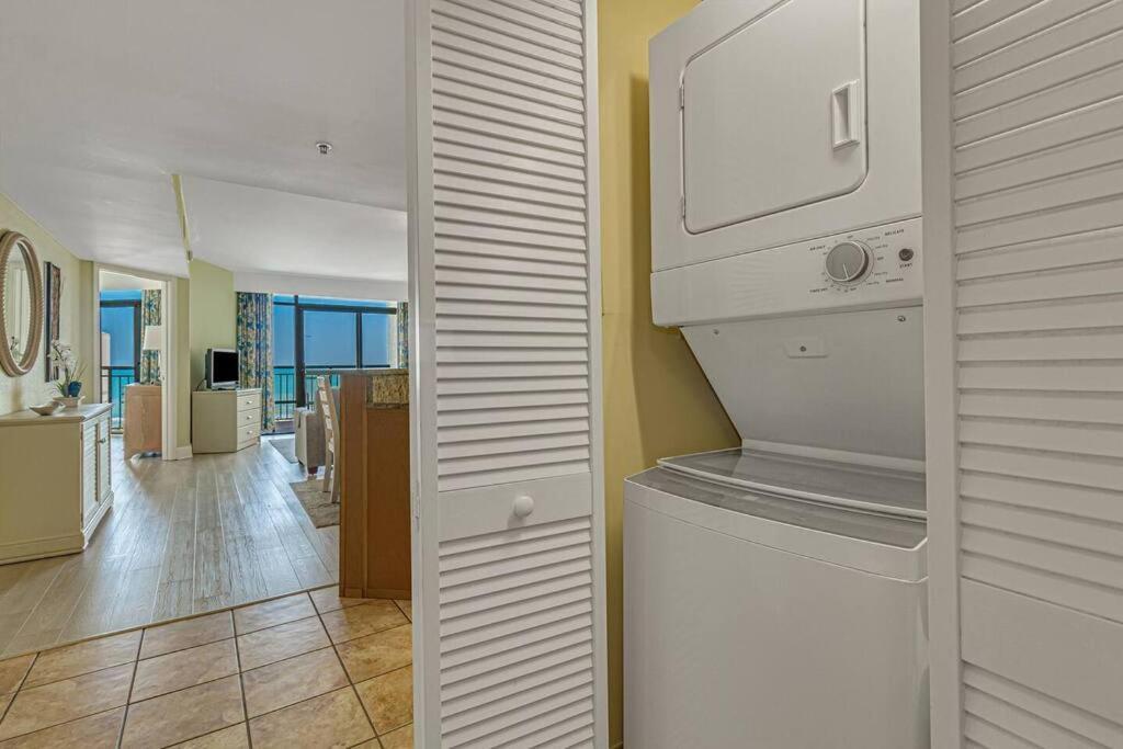 Breathtaking Oceanfront Suite Grand Cayman 451 เมอร์เทิลบีช ภายนอก รูปภาพ
